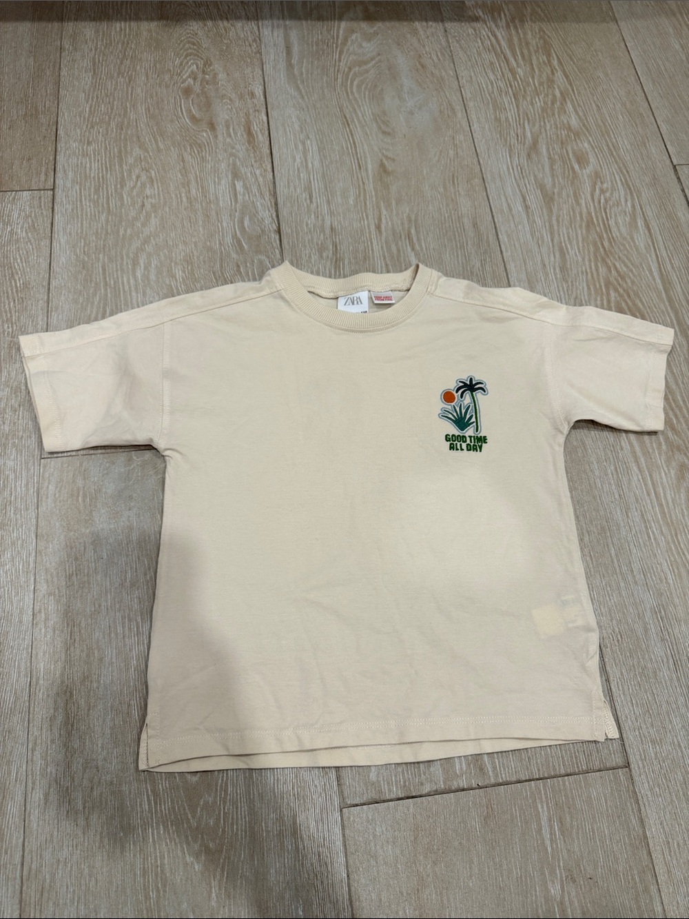 ZARA Cream Short-Sleeve Tee with Tropical Graphic